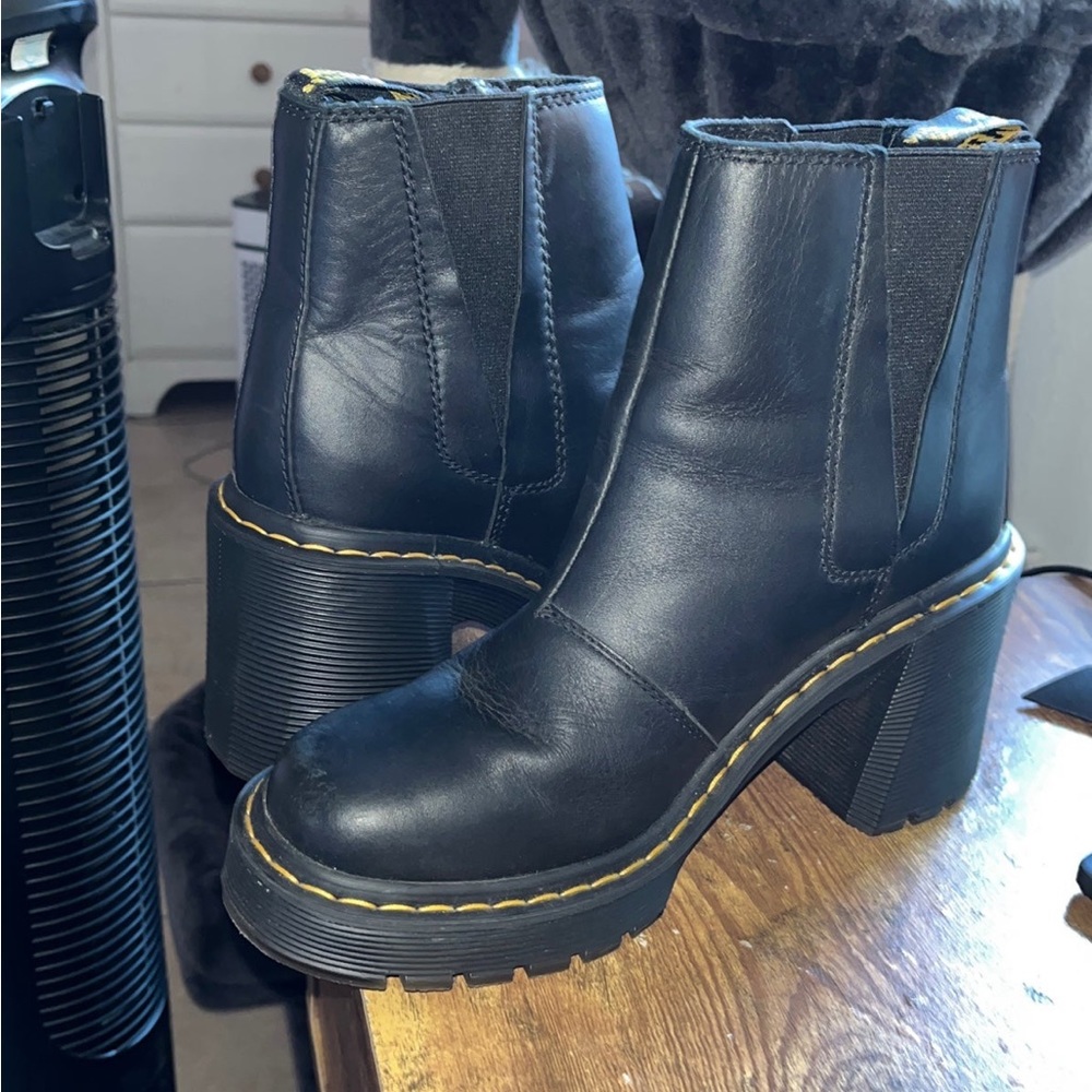 Dr Martens Spence Flared Heel Boots
